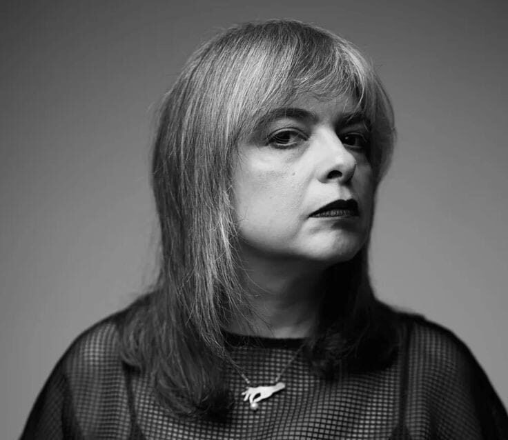Entre el Fuego y la Penumbra: Una mirada a Mariana Enriquez y “Las cosas que perdimos en el fuego”
